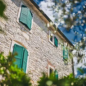 Casa Romantica La Parenzana Bed & Breakfast